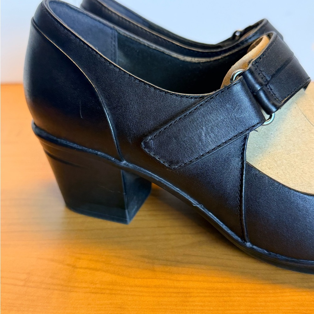 Clarks Artisan Shoes Mary Jane Rosalyn Wren Pumps Womens US/9 EU/40 Excellent ✨ - Picture 9 of 15